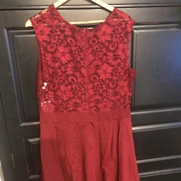 Red Heloise Fashion dress - Picture 2 of 3